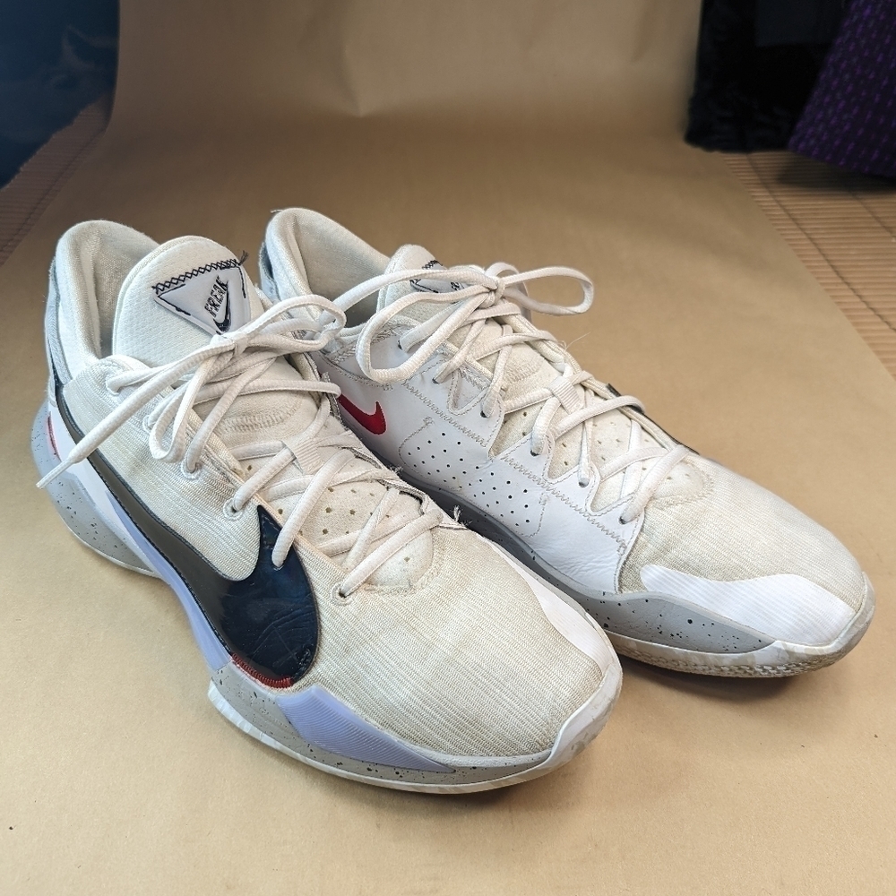 Nike Zoom Freak 2 White Cement Giannis Antetokounmpo Basketball Sneakers Mens 13